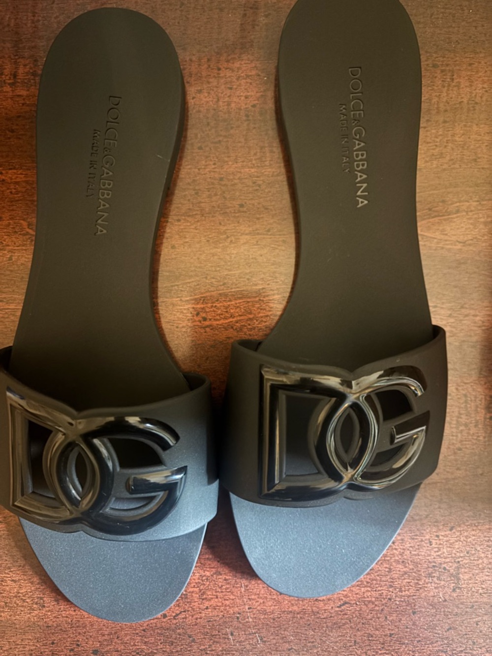 Dolce & Gabbana Black DG Logo Rubber Slide Sandals